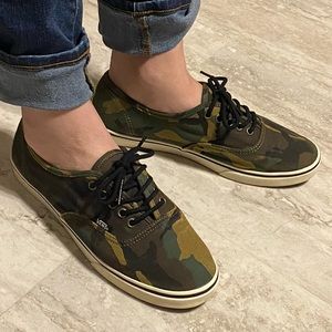Vans Authentic Camo sneakers